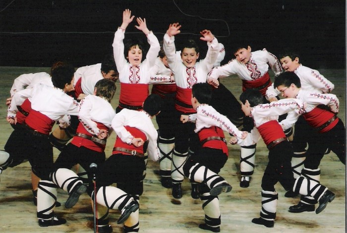保加利亞- 小鈴鐺兒童青年民俗舞蹈團